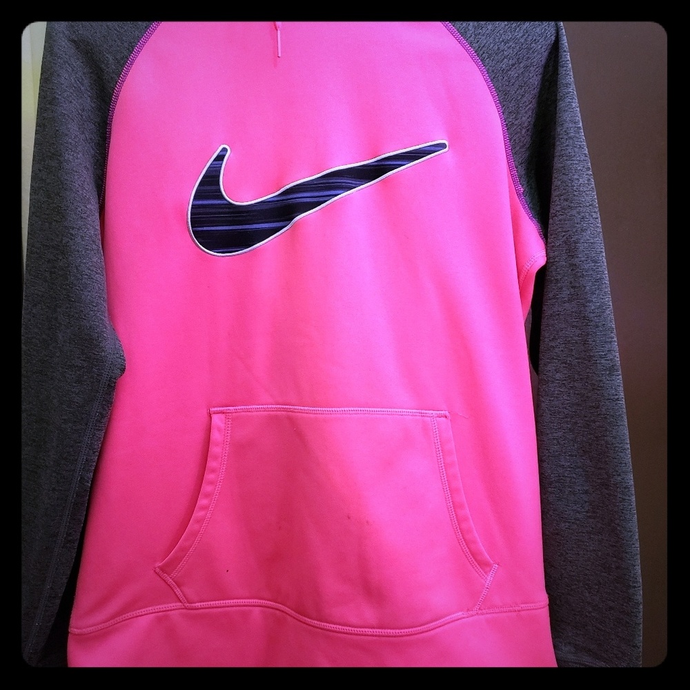 Nike dri fit sweat shirt